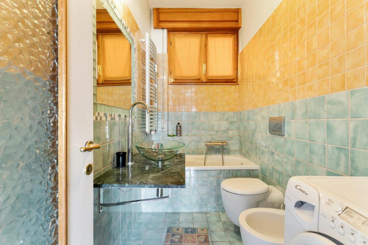 بيلانو Attic Lake View المظهر الخارجي الصورة
